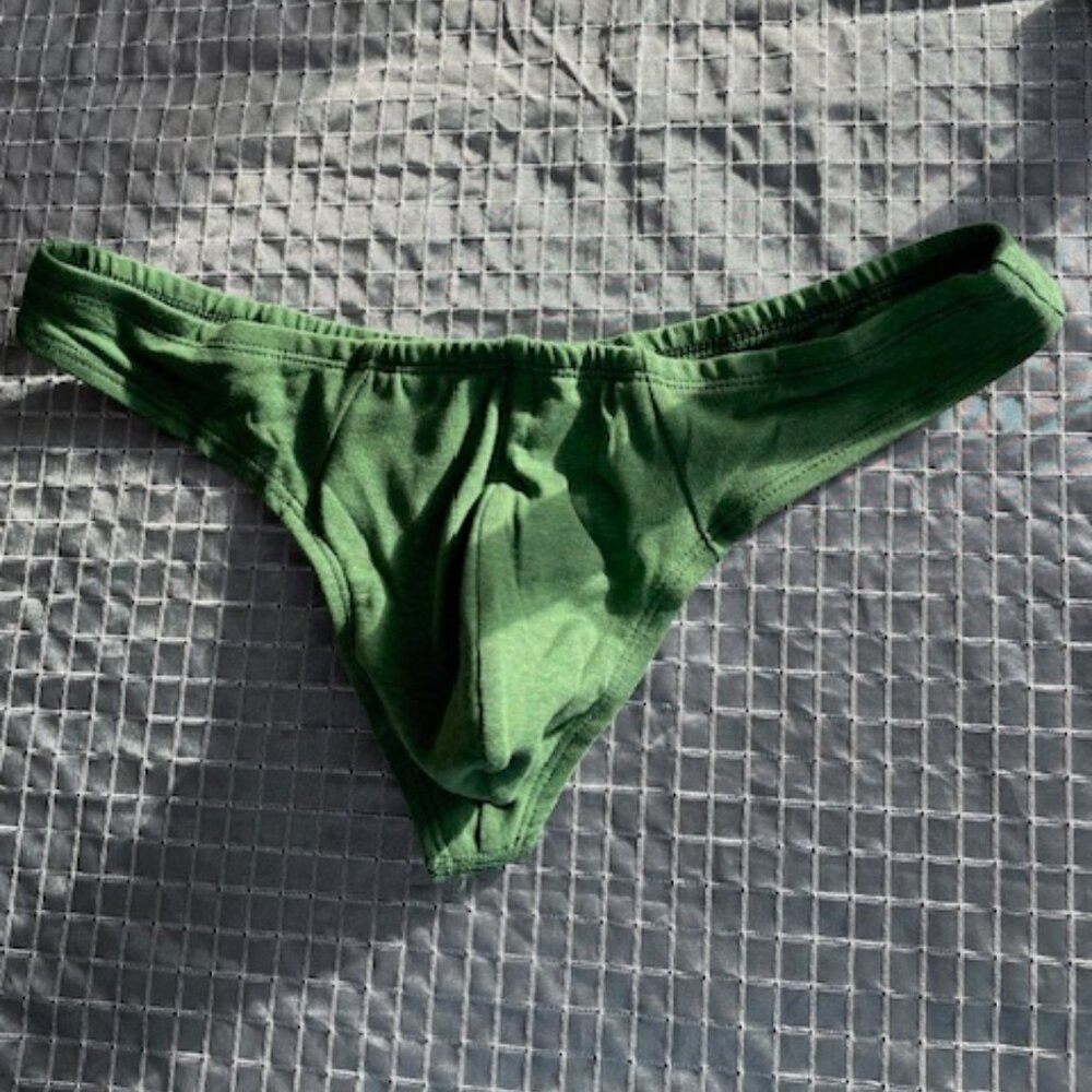 Contour Collection NEW undergear thong size M underwear